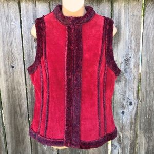 Prosper & Devine Suede Vest Faux Fur Trim Lining